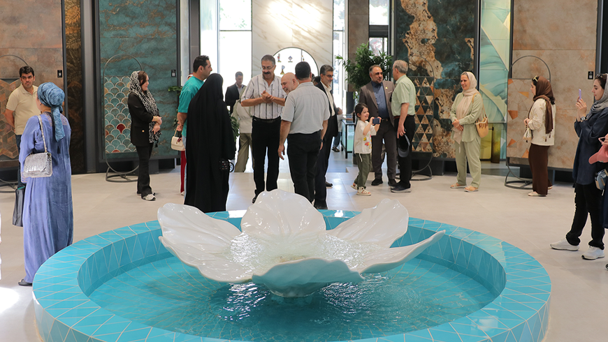 نمایی از شو روم جدید شرکت کاشی فیروزه مشهد با حضور نمایندگان رسمی کاشی فیروزه